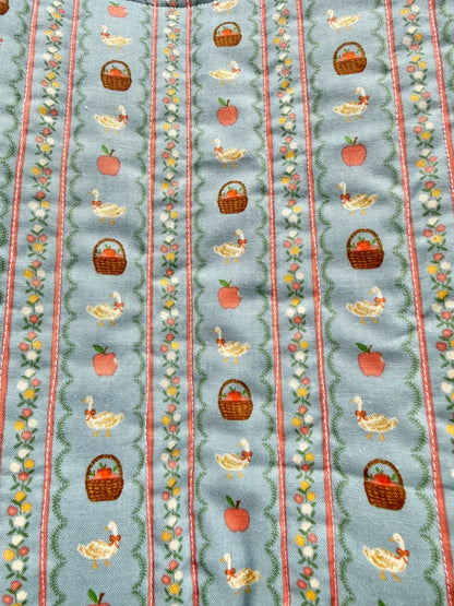 Cottage Goose Medium Tote