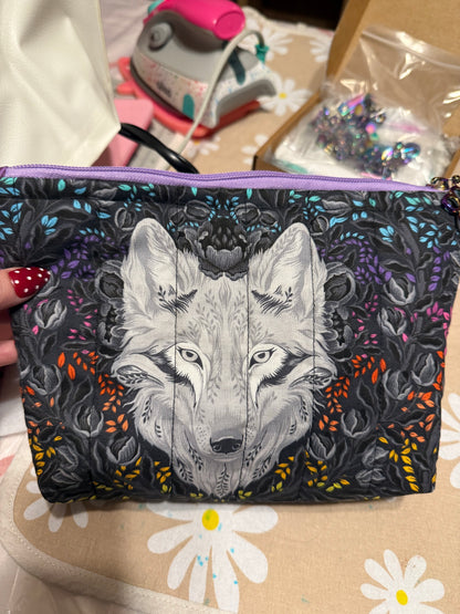 Wolf Standing Zippy Pouch