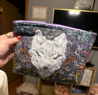 Wolf Standing Zippy Pouch