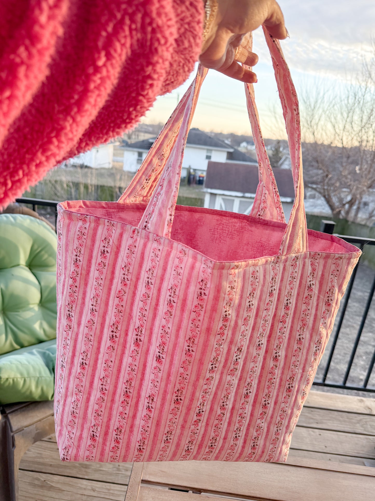 Large Pink Floral Savannah Tote