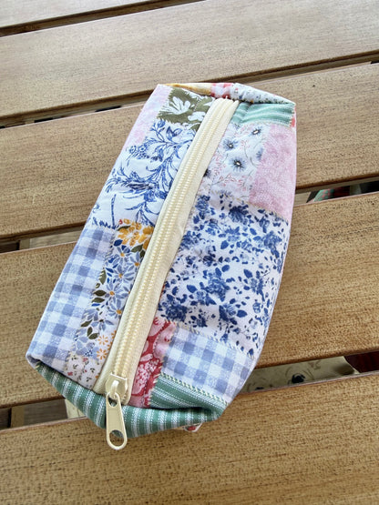 Cottage Patchwork Dixie Pouch
