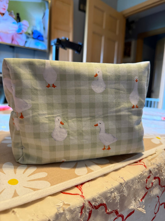 Gooseberry Lane Make-Up Bag (large)